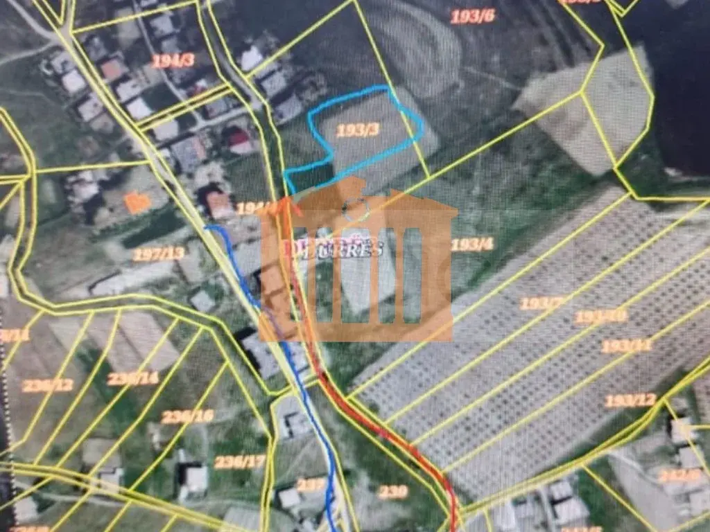 Parcela toke 475 m²