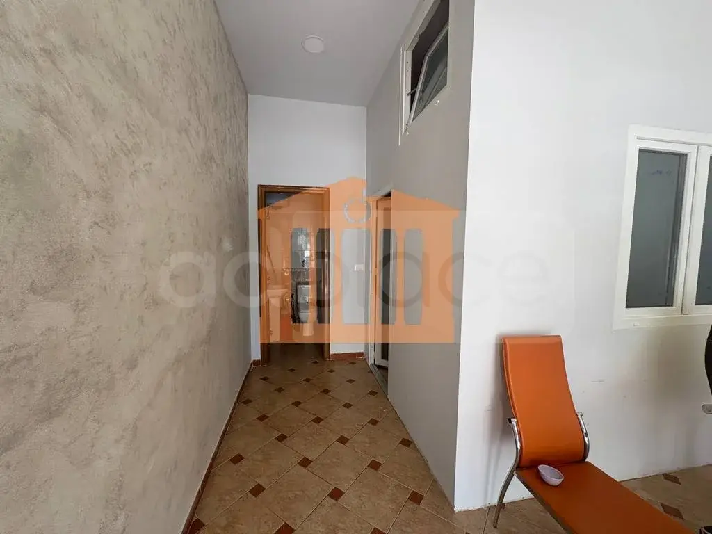 Pasuri të palujtshme komerciale 32 m² 1 kati