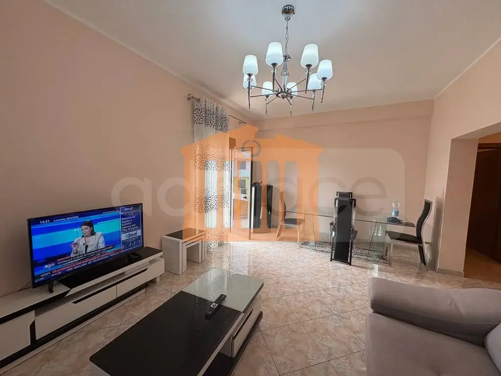 Apartament 1+3 dhoma 125 m² 2 kati