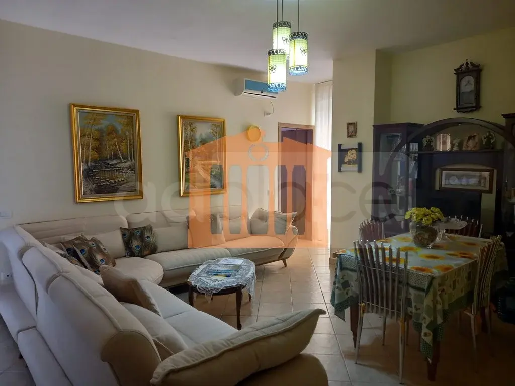 Apartament 1+2 dhoma 59 m² 3 kati