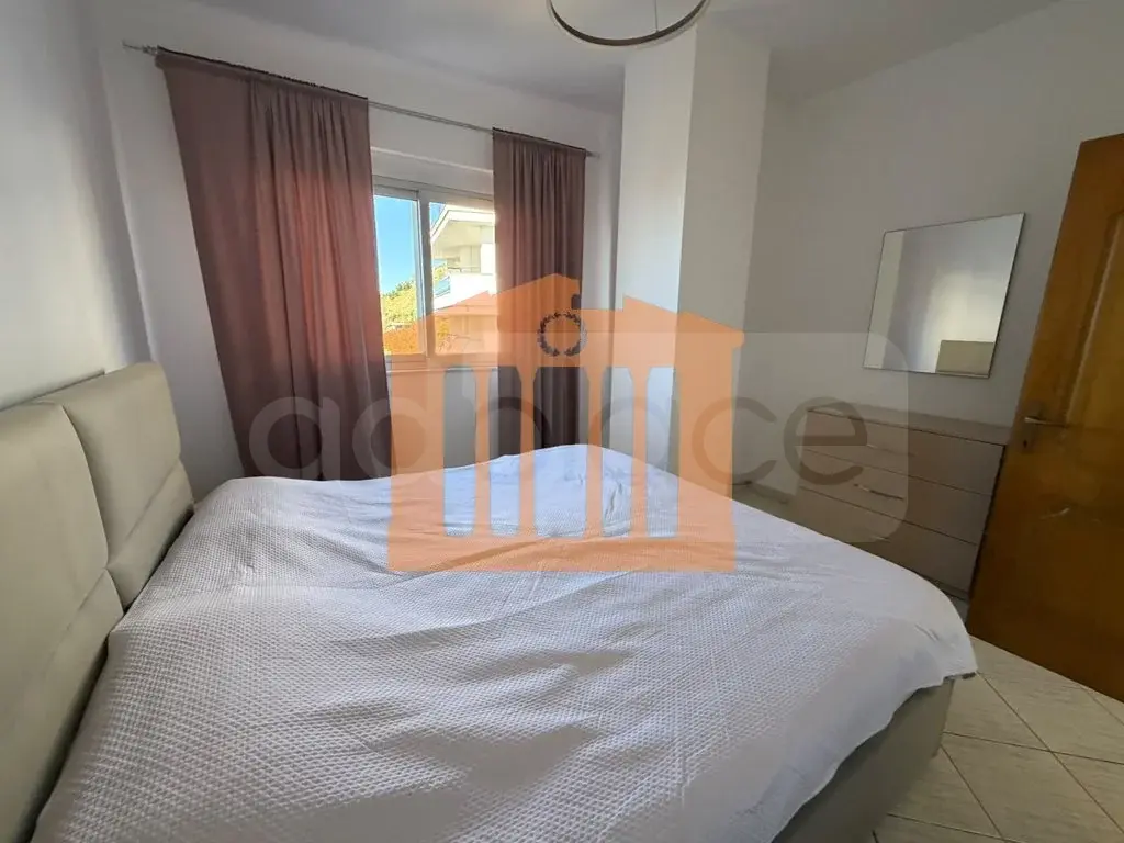 Apartament 1+1 dhoma 4 kati