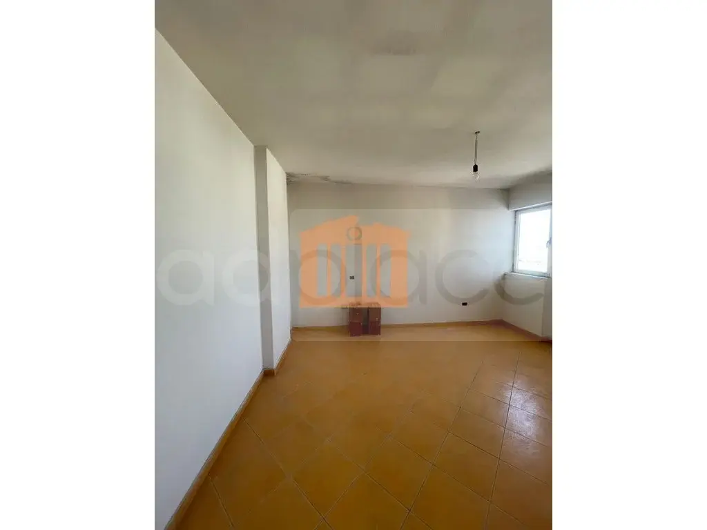 Apartament 1+1 dhoma 80 m² 10 kati