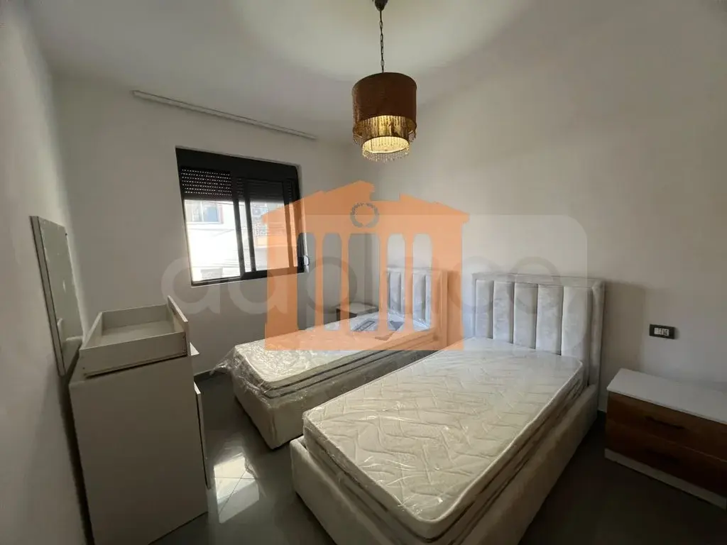 Apartament 1+2 dhoma 100 m² 2 kati