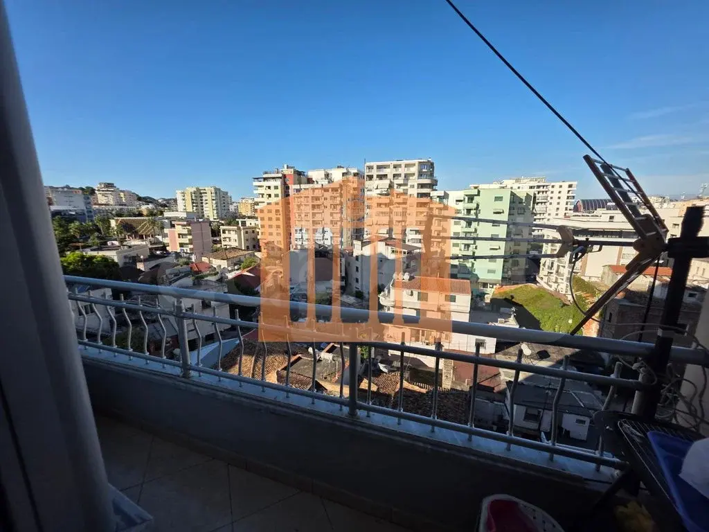 Apartament 1+2 dhoma 5 kati