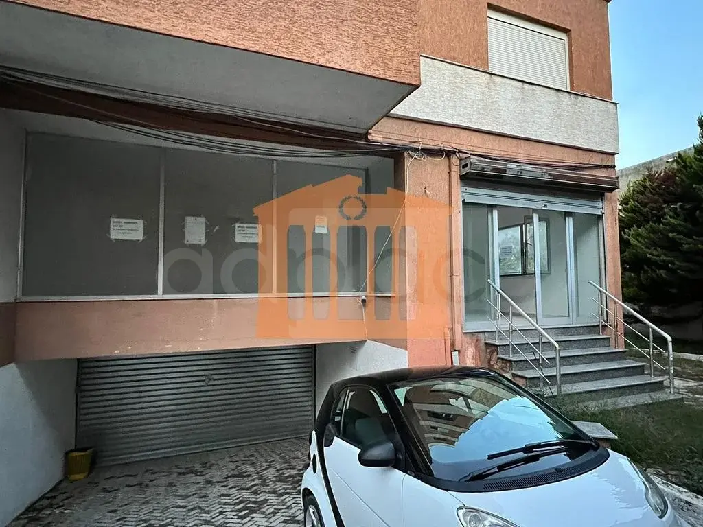 Pasuri të palujtshme komerciale 103 m² 1 kati