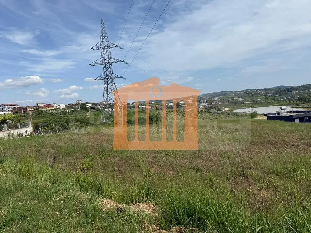 Parcela toke 1000 m²