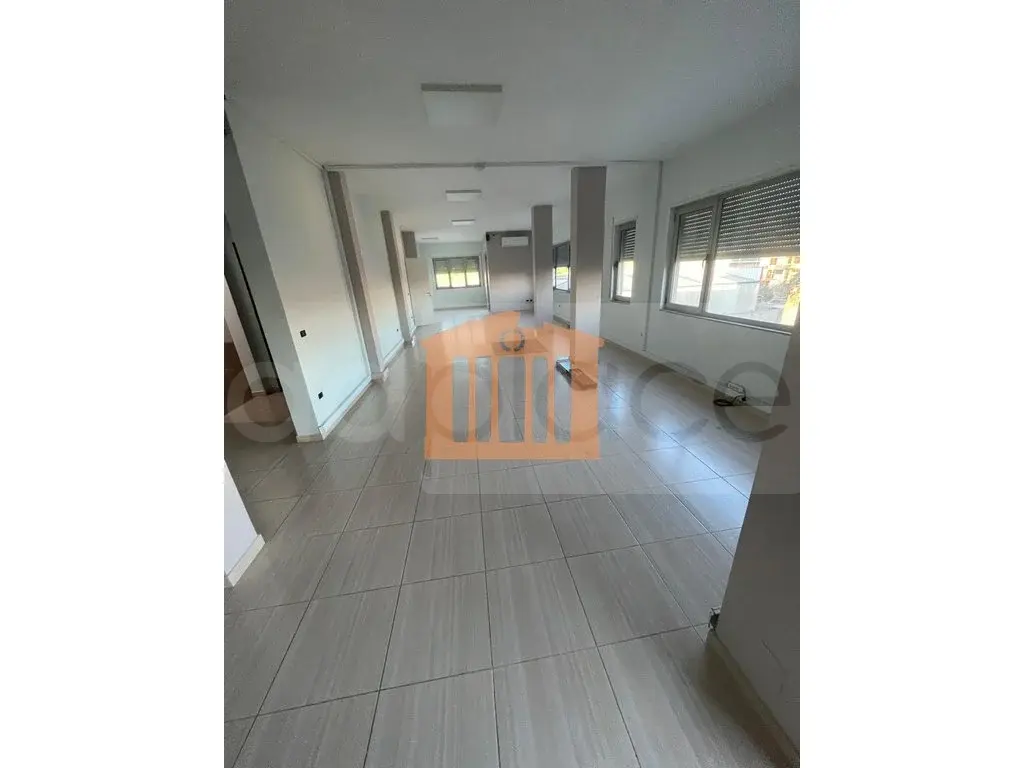 Pasuri të patundshme komerciale 175 m² 3 kati