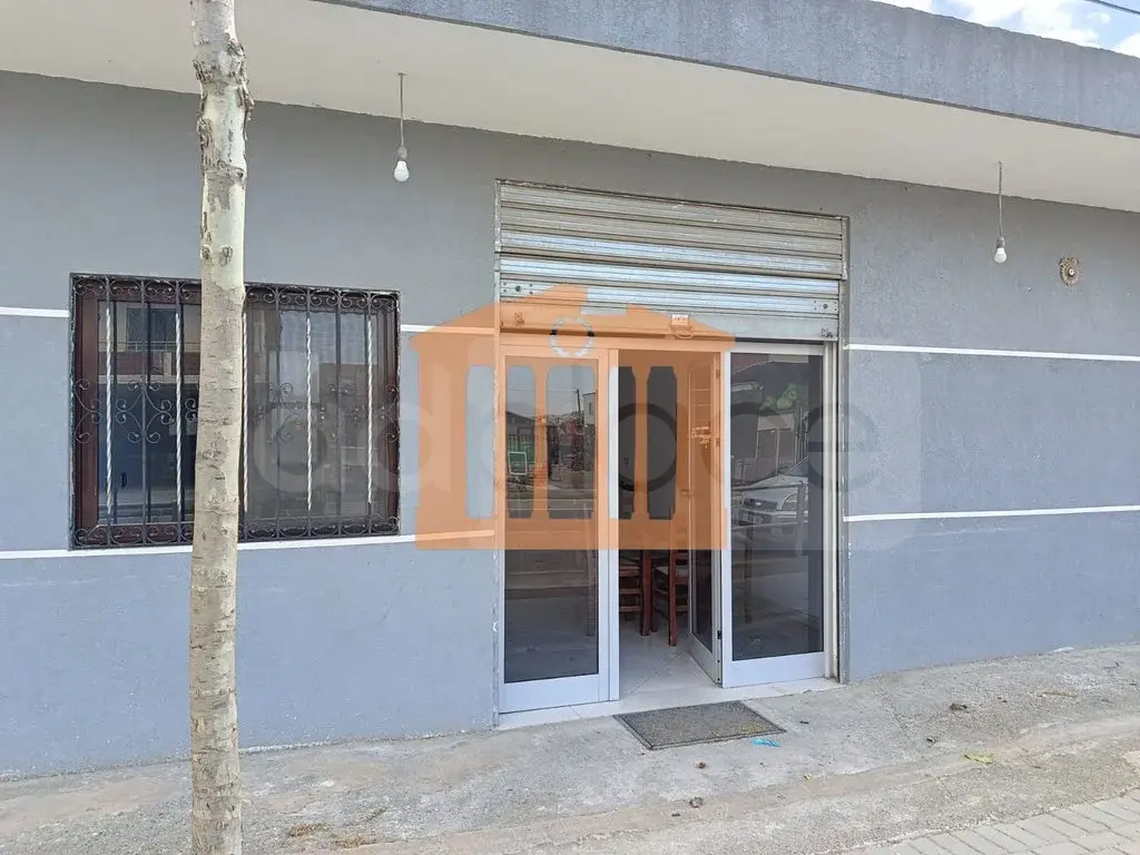 Pasuri të patundshme komerciale 100 m²