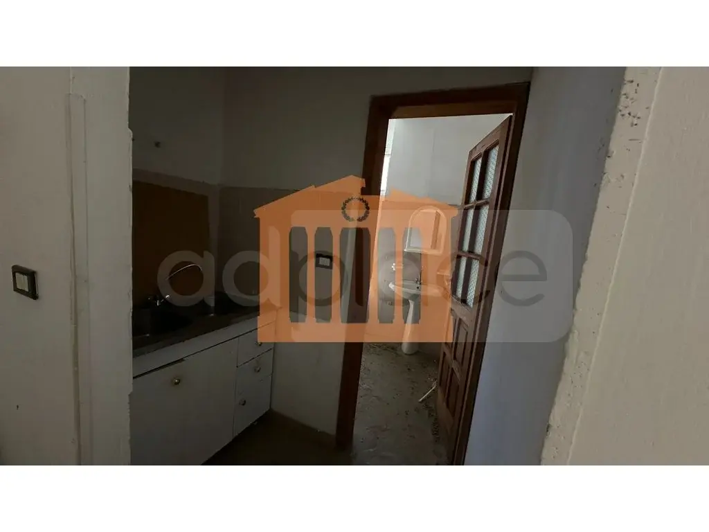 Pasuri të patundshme komerciale 34 m² 1 kati