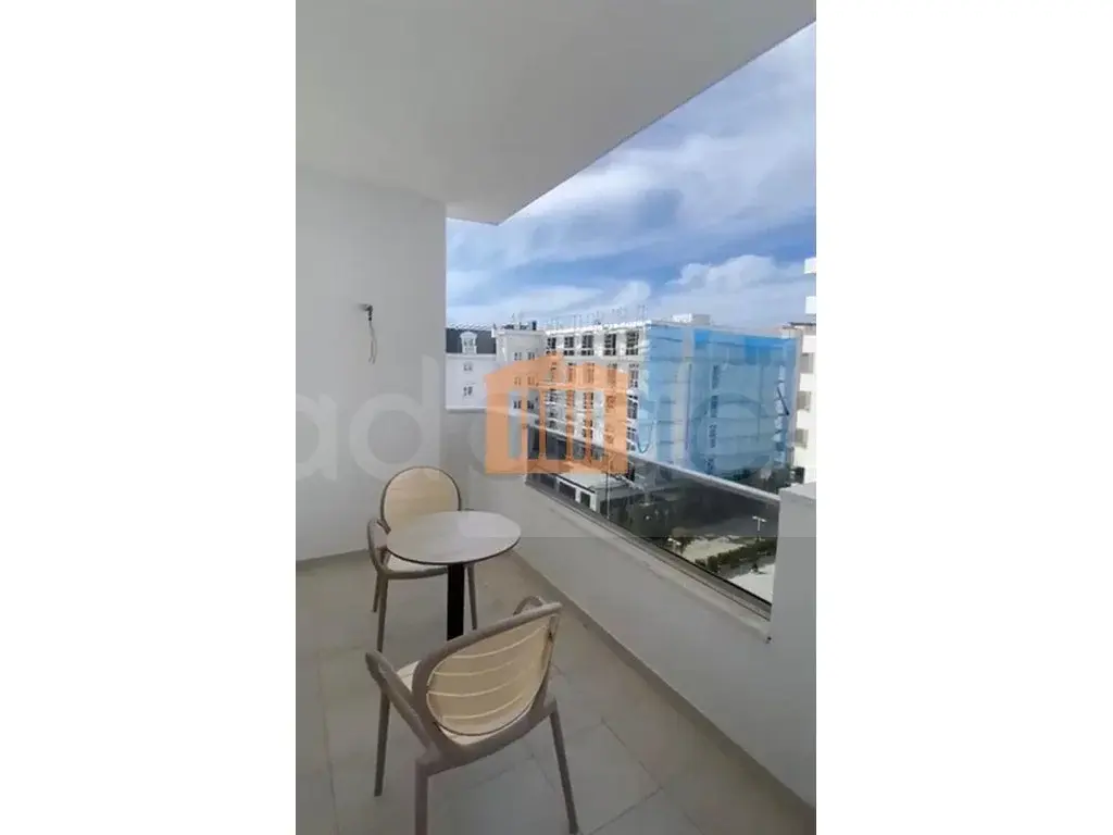 Apartament 1+1 dhoma 80 m² 4 kati