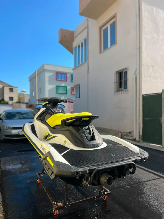Yamaha vx waverunner
