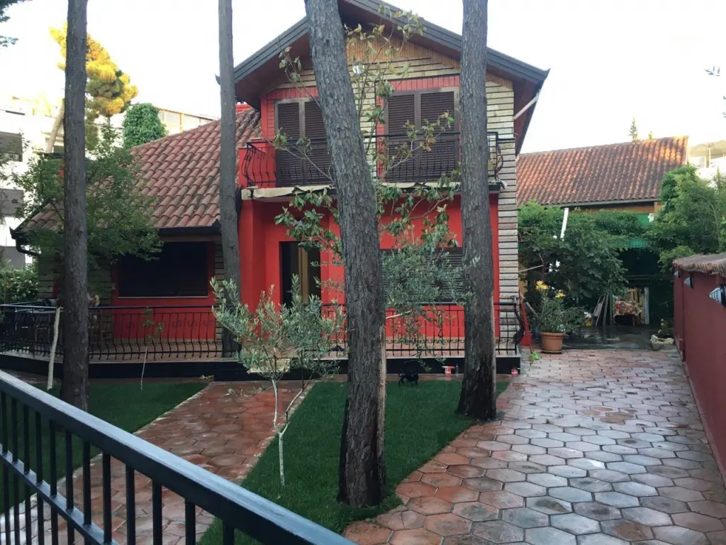 Vilë  105m²
