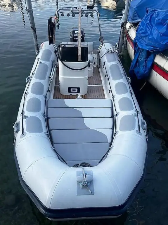 Gomone Skaf Valiant