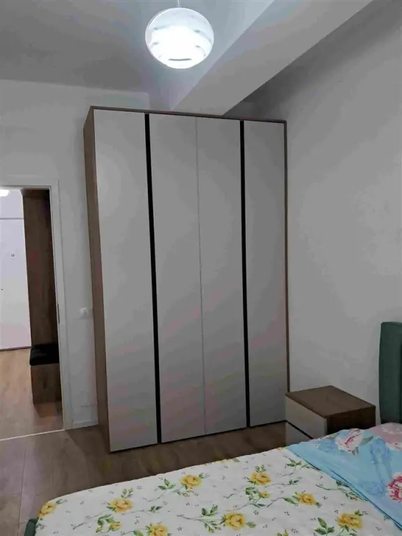 Apartament 1 room 61m² 4 floor
