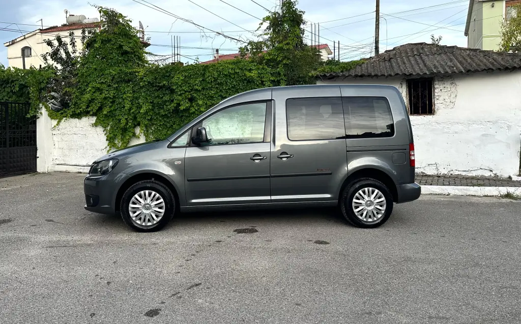 Volkswagen Caddy IV  2011, 190 000 km