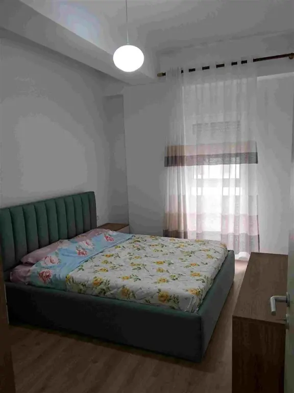Apartament 1 room 61m² 4 floor