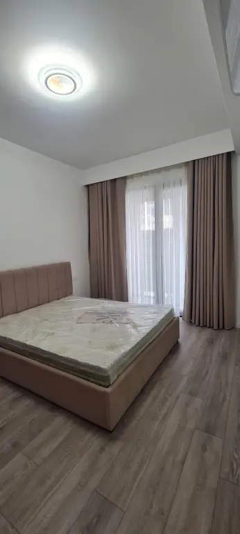 Apartament 1 room 68m² 3 floor