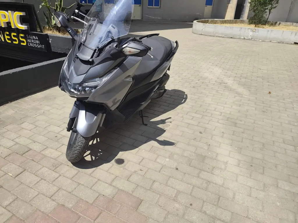 Shitet honda forza 125 cc 2015