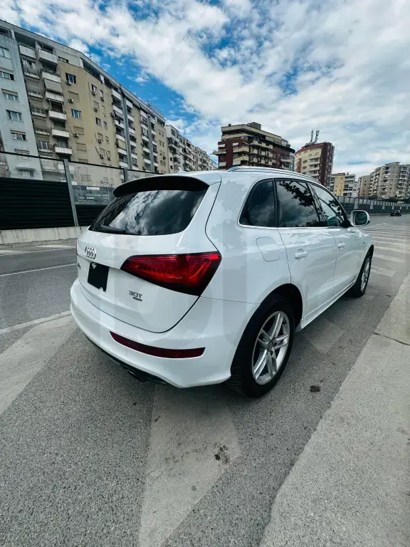 Audi Q5 8R Facelift  2014, 230 000 km