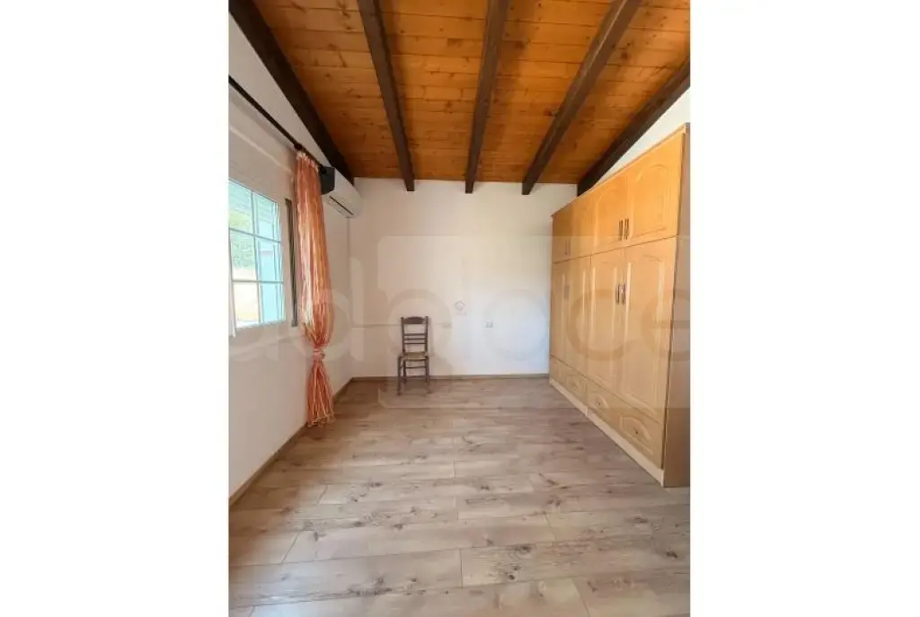 Vilë  307m²