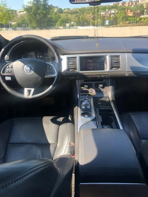Jaguar XF X250  2012, 131 000 km
