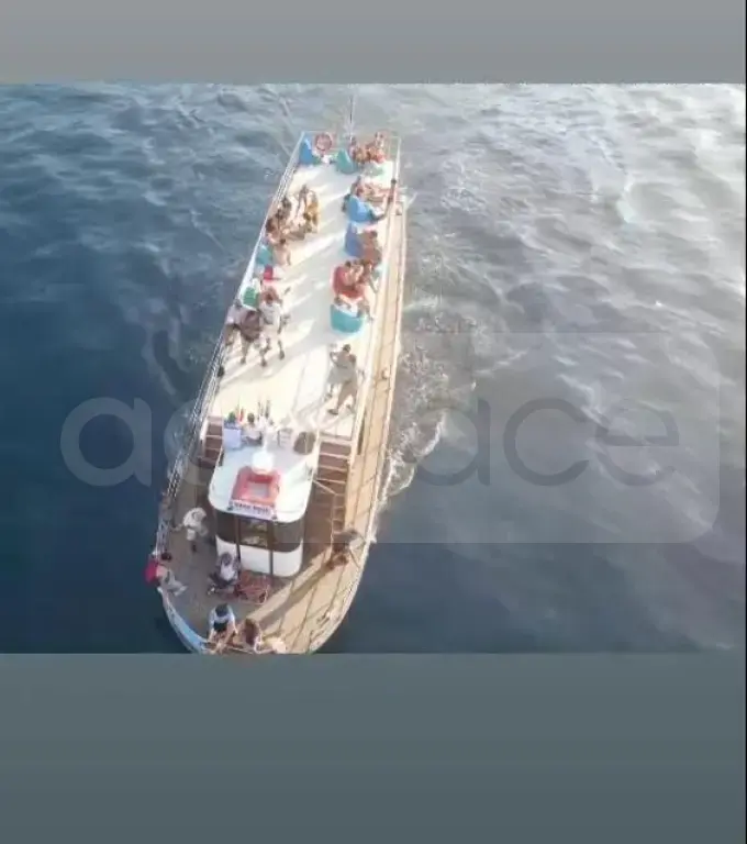 Shitet Anije Turistike me kapacitet 100 Persona