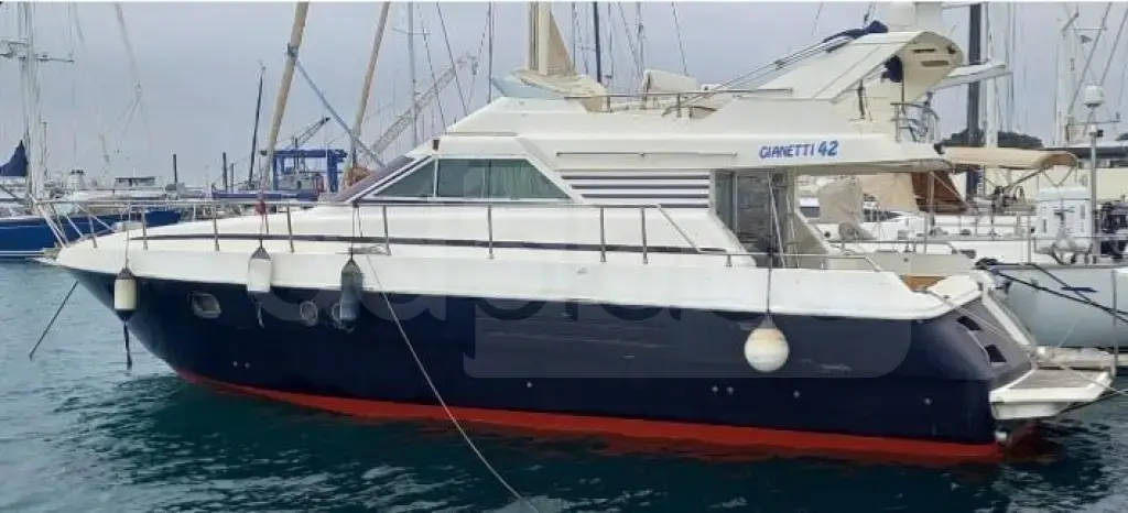 ANIE YACHT 13.metra me naft