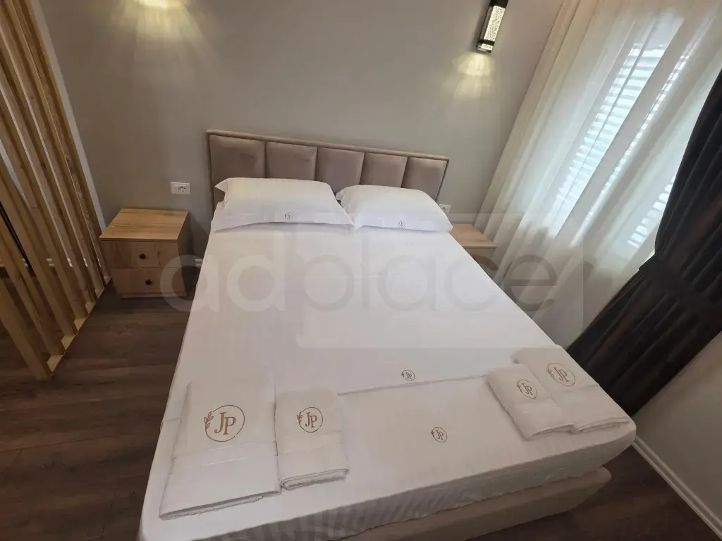 Apartament 1 room 150m² 4 floor