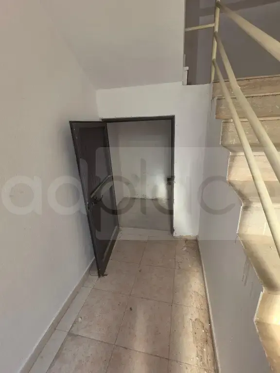 Apartament 1 room 150m² 4 floor