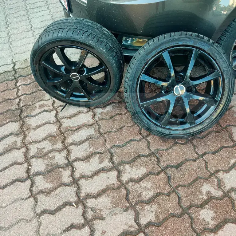Pjesë të tjera rezervë Volkswagen Golf IV