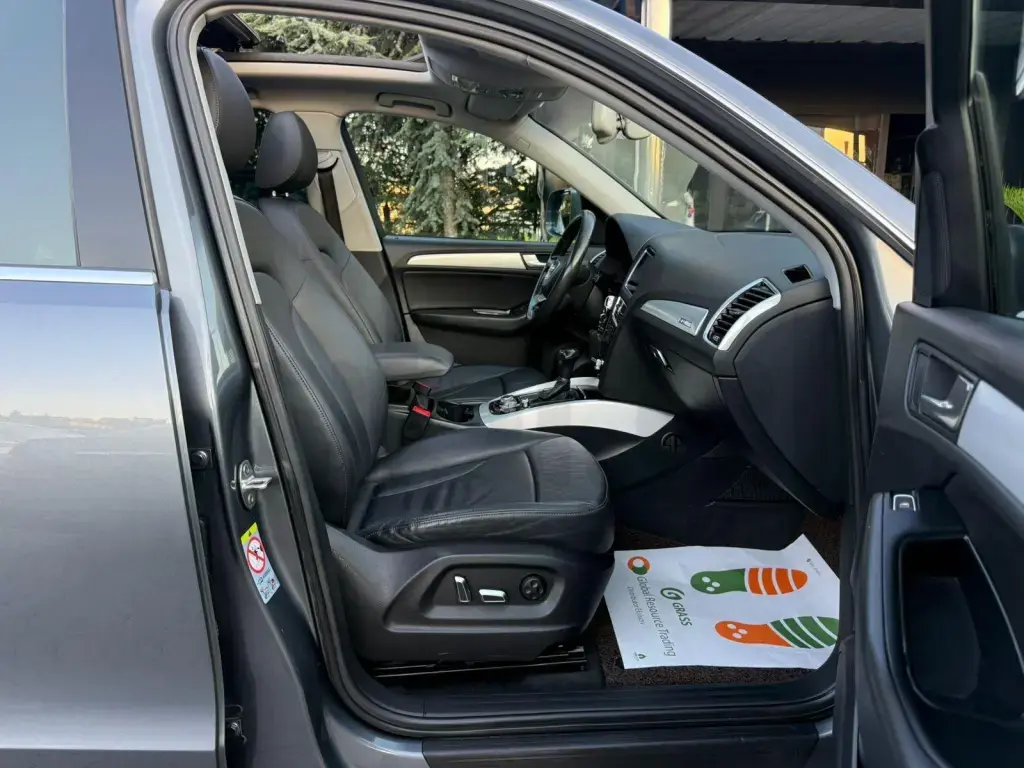 Audi Q5 8R Facelift  2015, 193 000 km