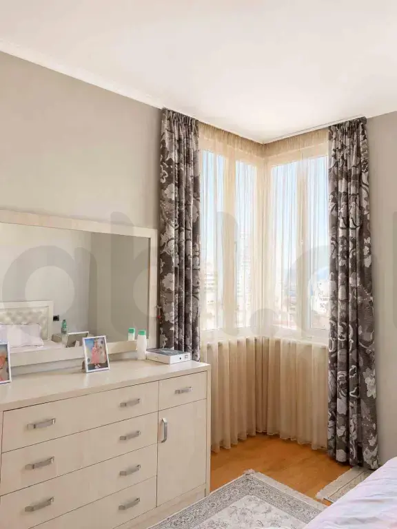 Apartament 1 room 70m² 9 floor