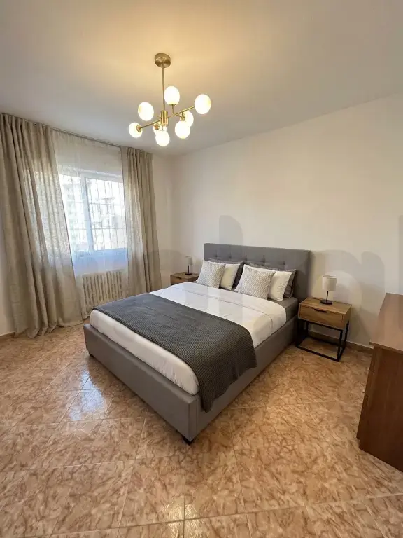 Apartament 1 room 65m² 5 floor