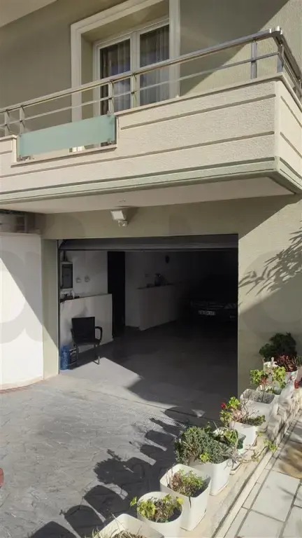 Vilë  382m²