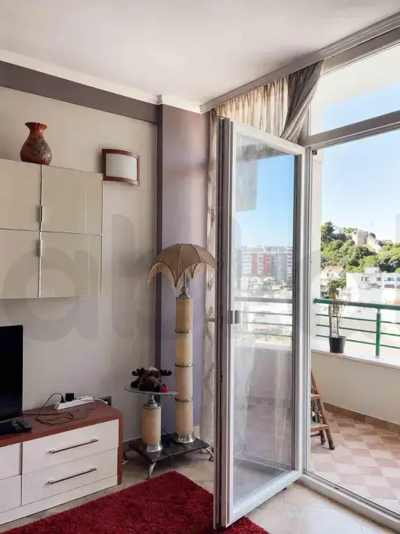 Apartament 1 room 70m² 9 floor