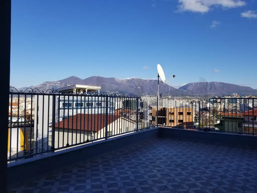Vilë  720m²