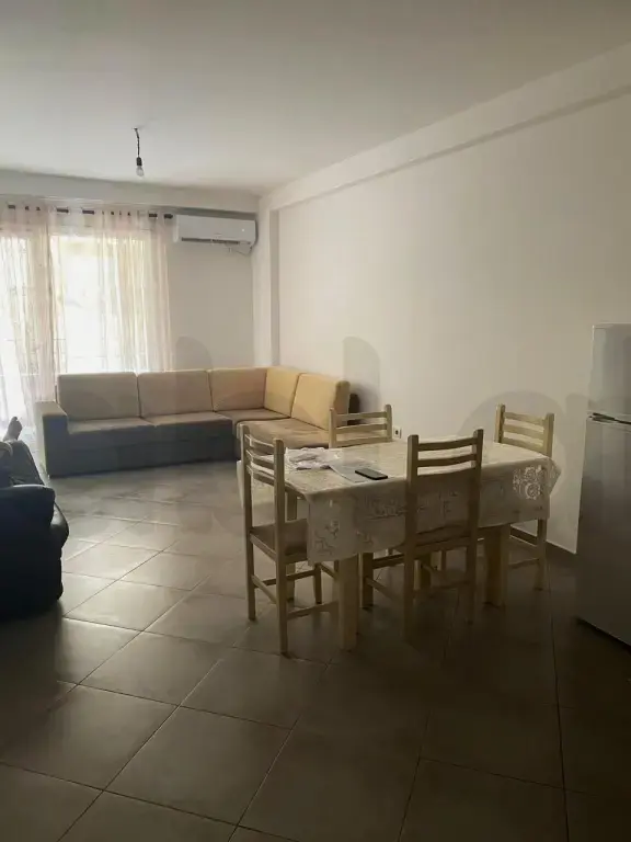 Apartament 2 rooms 85m² 4 floor