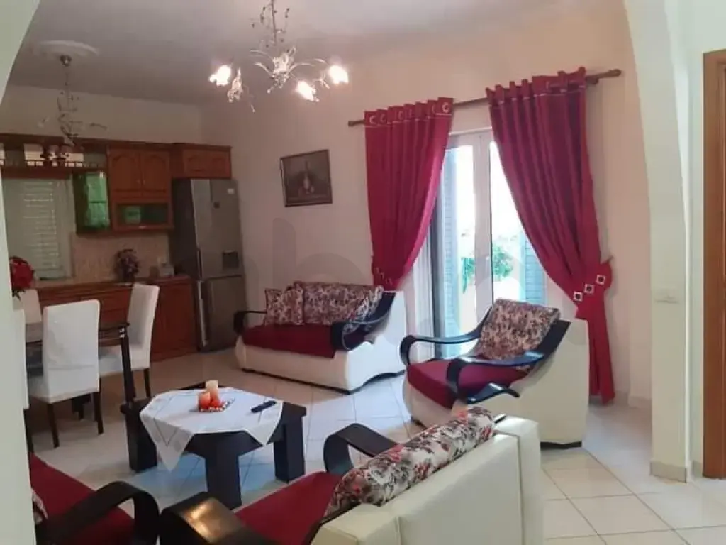 Apartament me qera në Sarandë