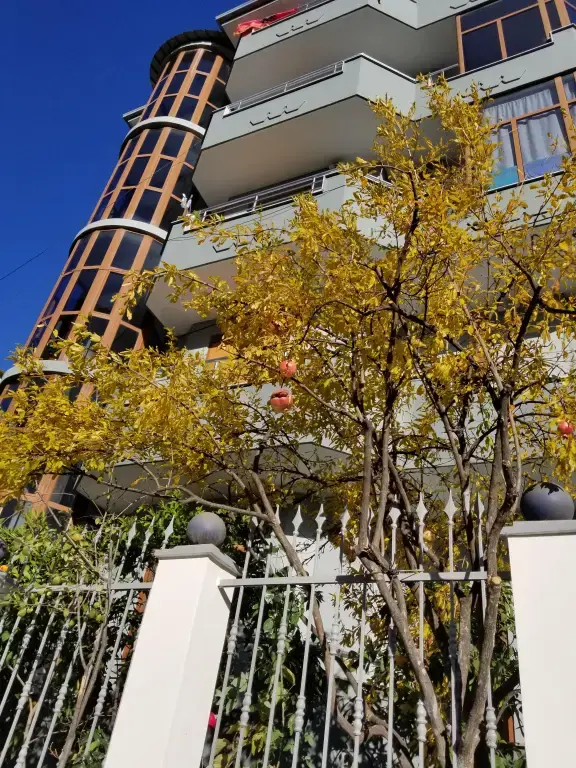 Vilë  720m²