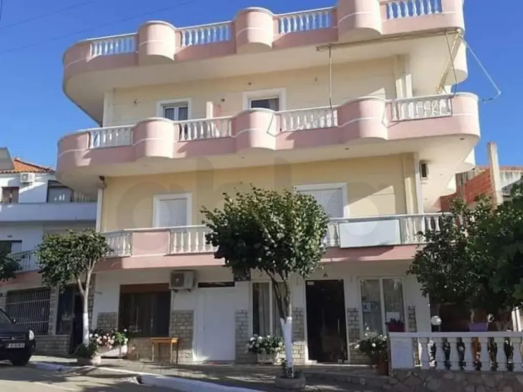 Apartament me qera në Sarandë