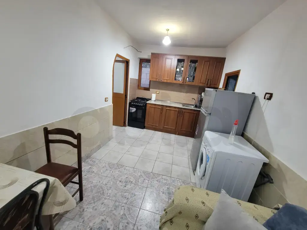 Dhoma plazhi Vlorë plazhi I vjetër 100m larg nga deti
