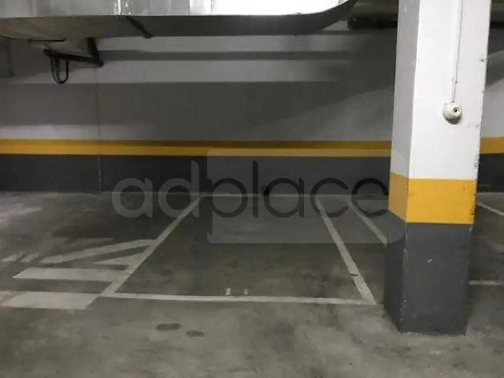 Garazhe, parkim 15 m²