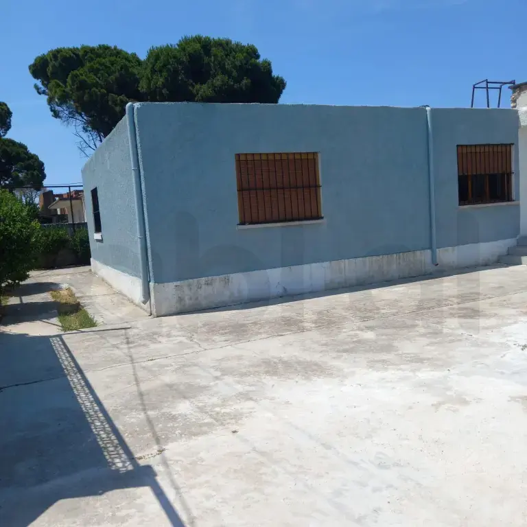 Shtëpi  160 m²