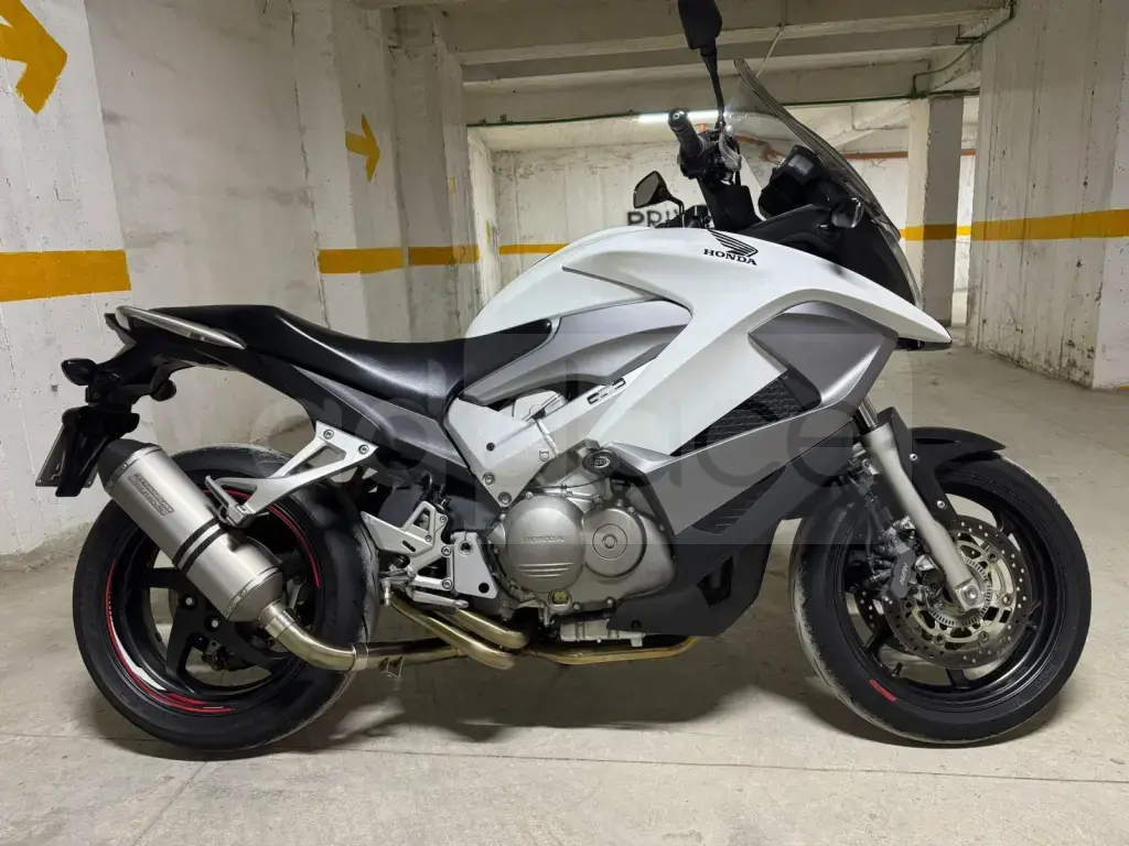 Honda VFR 800 Crossrunner