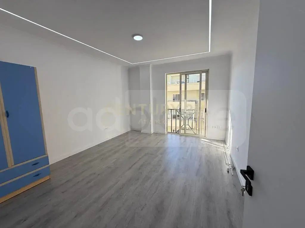 Apartament  100m² 6 floor