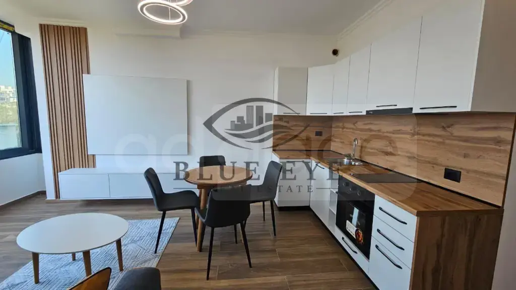 Apartament  60m² 4 floor