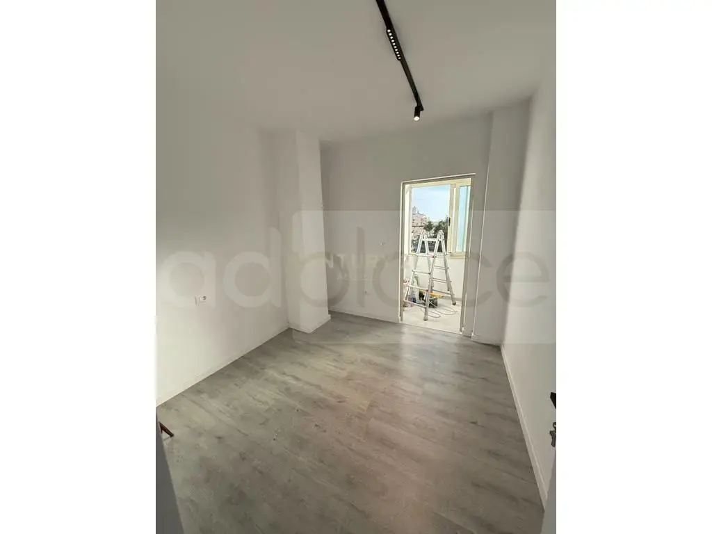 Apartament  100m² 6 floor