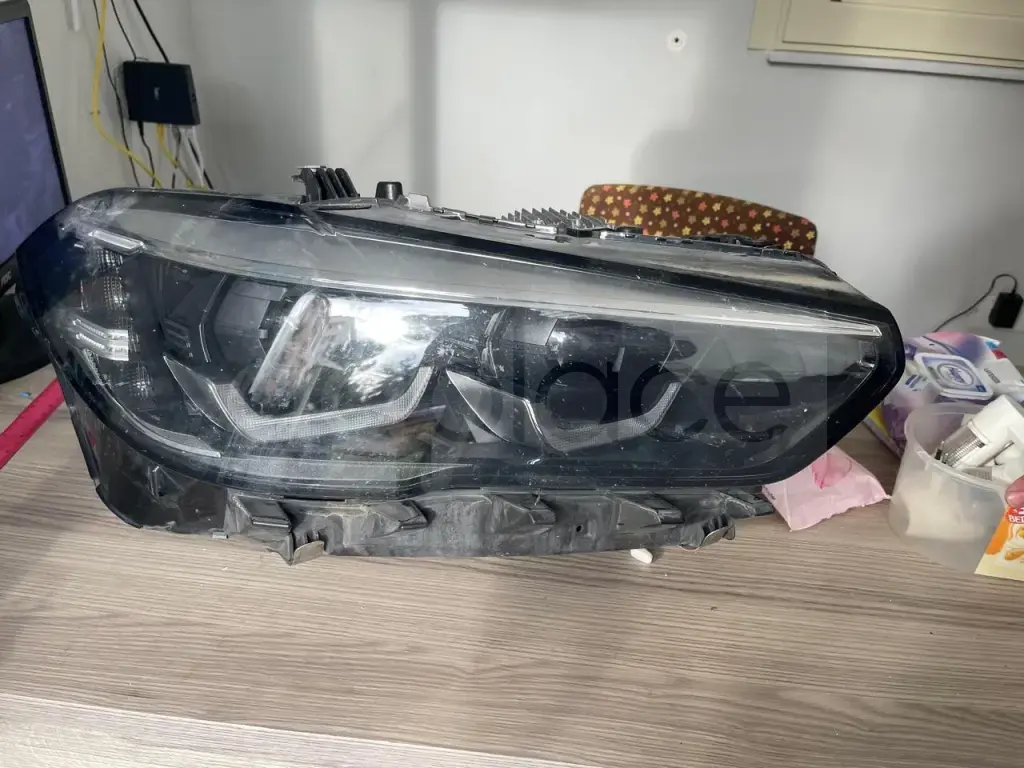 Drita e përparme (e vendosur) BMW X5 G05