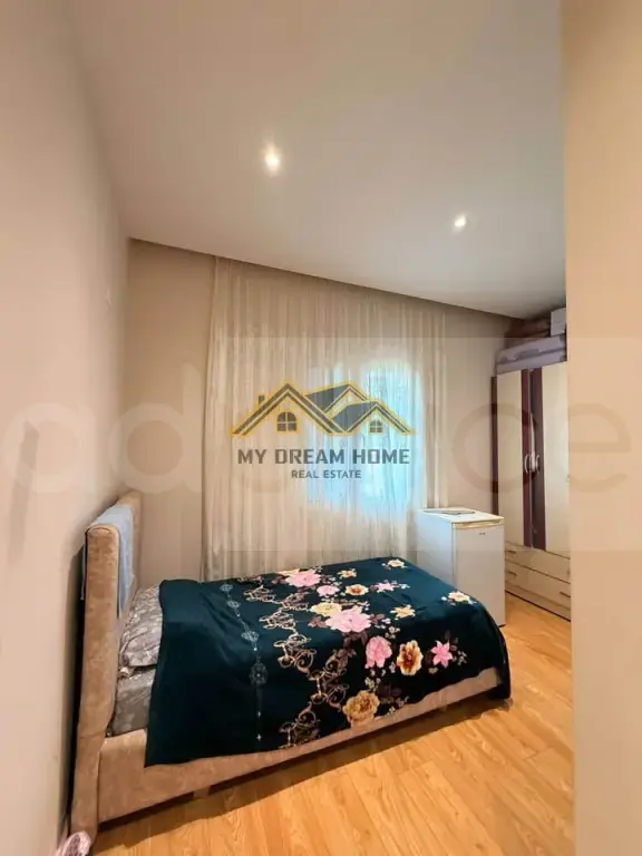 Shtëpi  381m²