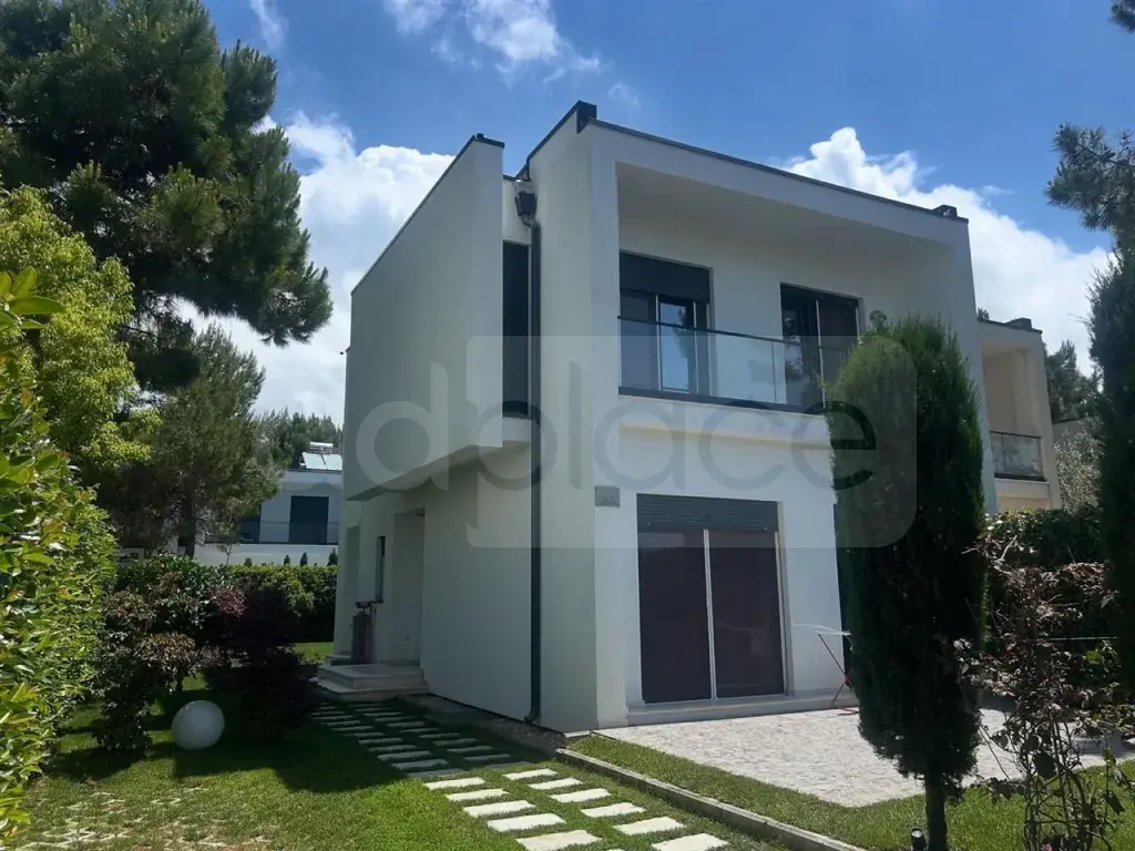 Vilë  155m²
